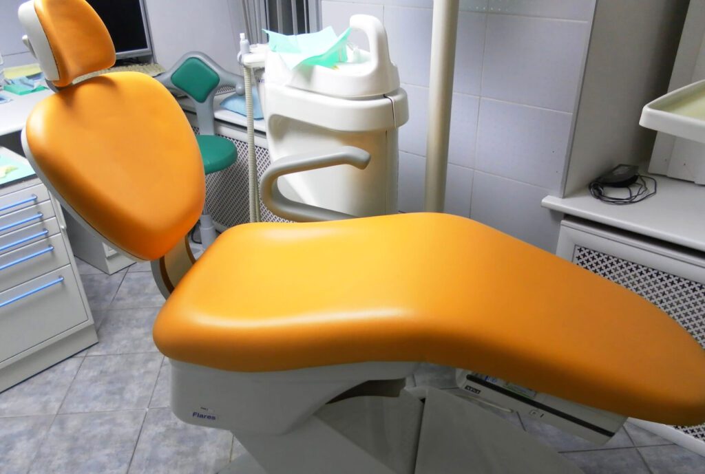 Dental chair leather reupholstery – restoring a fresh and modern look